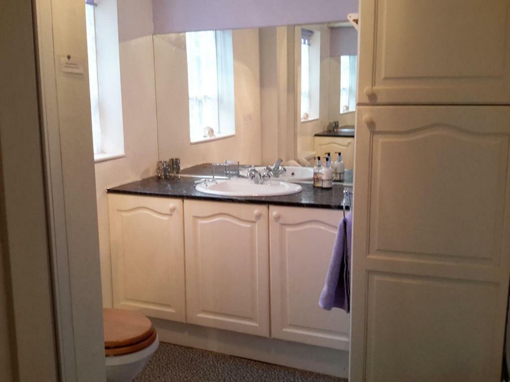 Lupine Cottage Whitby Buitenkant foto